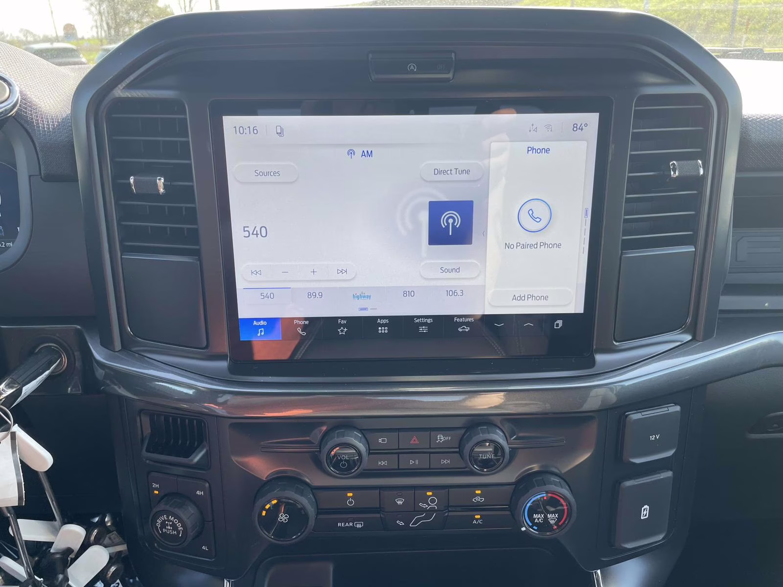 2026 Oxford White Ford F-150 STX 4X4 Truck