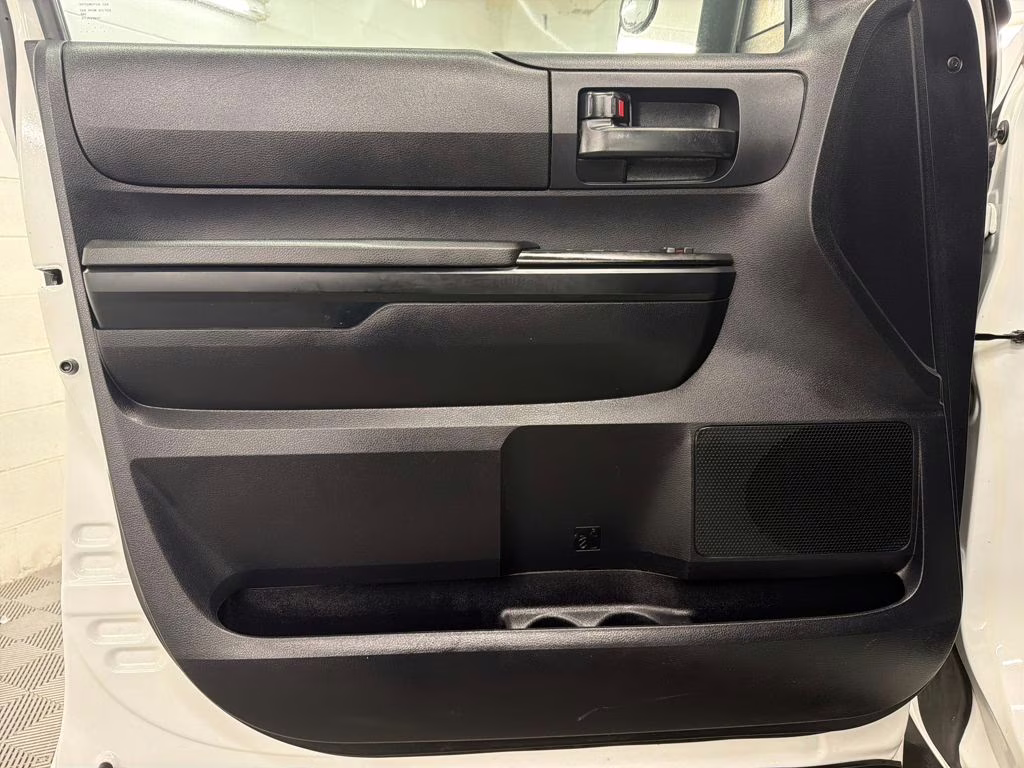 2014 Super White Toyota Tundra SR RWD Truck