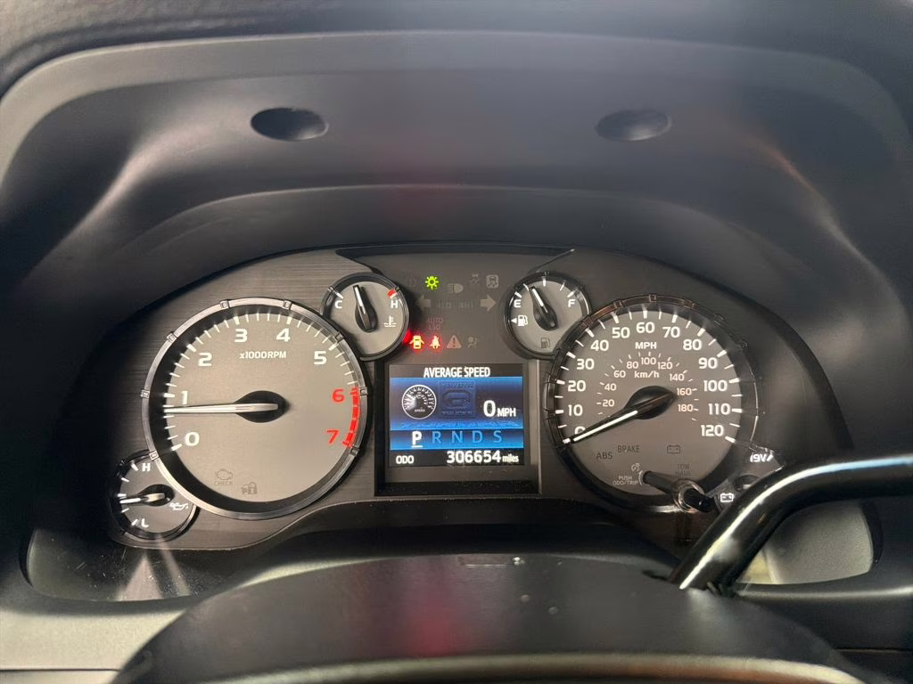 2014 Super White Toyota Tundra SR RWD Truck