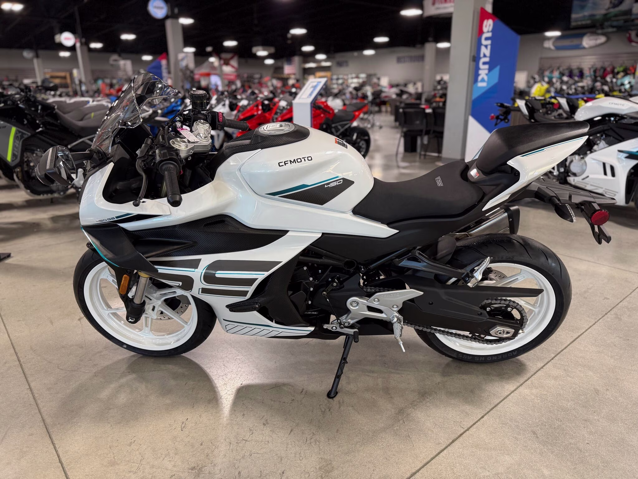 2026 CFMOTO 450SS Motorcycle