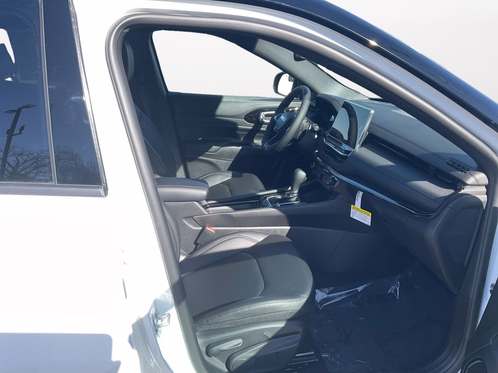 2026 Bright White Clearcoat Jeep Compass Limited 4X4 SUV