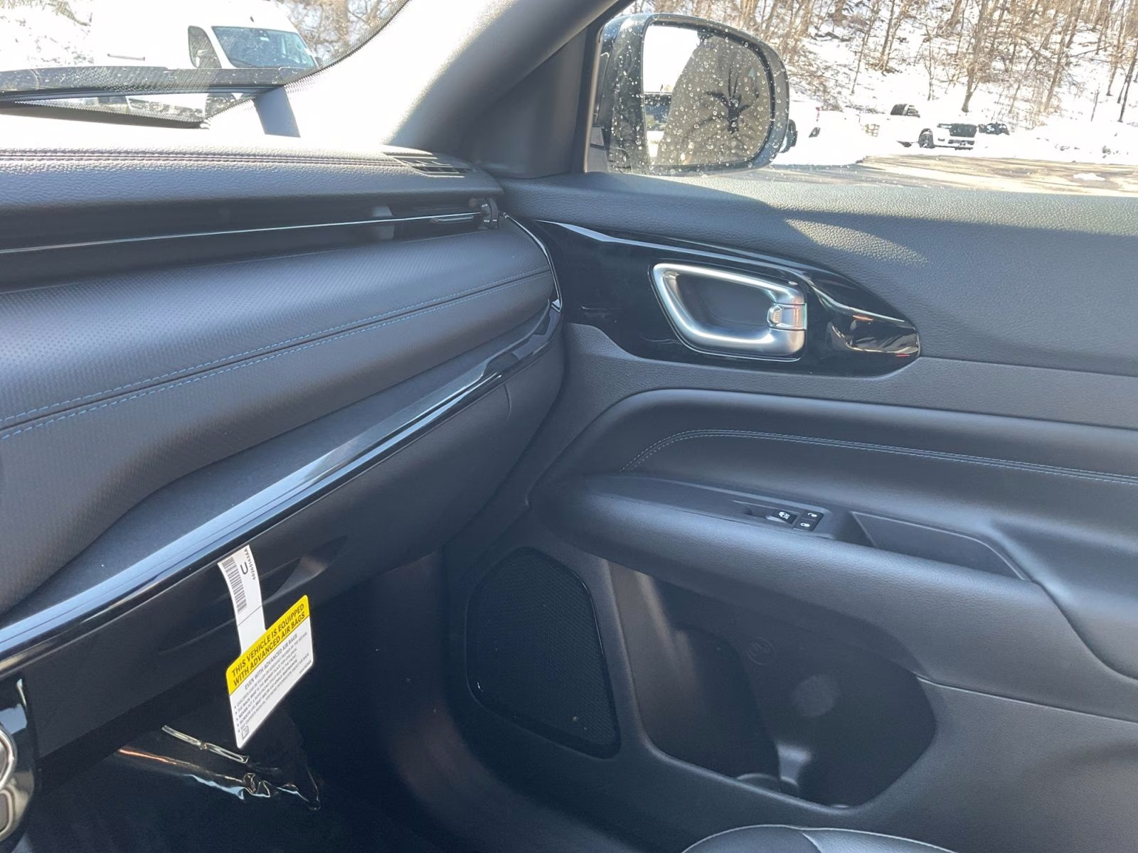 2026 Bright White Clearcoat Jeep Compass Limited 4X4 SUV