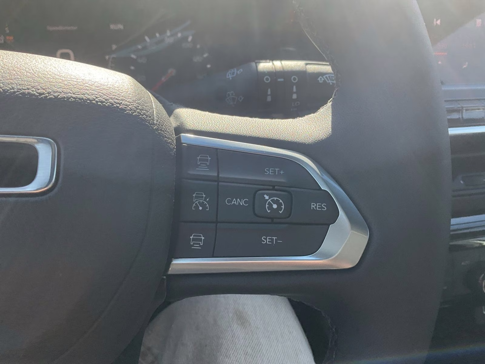 2026 Bright White Clearcoat Jeep Compass Limited 4X4 SUV