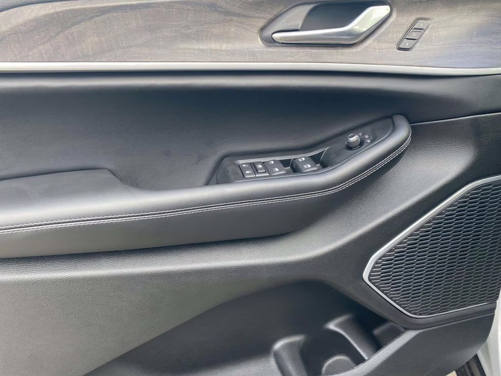 2026 Silver Zynith Jeep Grand Cherokee L Limited RWD SUV