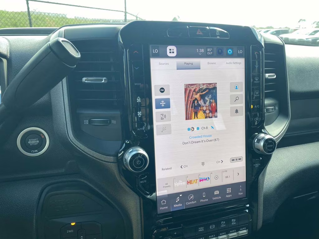 2026 Diamond Black Crystal Pearlcoat Ram 2500 Tradesman 4X4 Truck