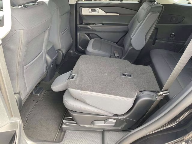 2026 Black Metallic Ford Explorer Active RWD SUV