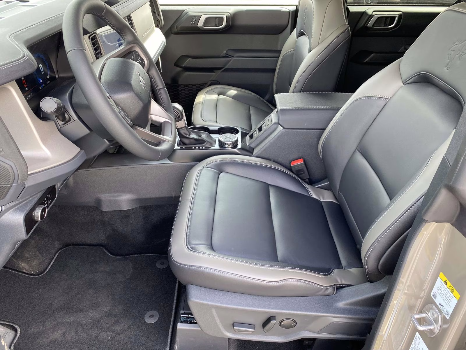 2026 Gray Ford Bronco Outer Banks 4X4 SUV