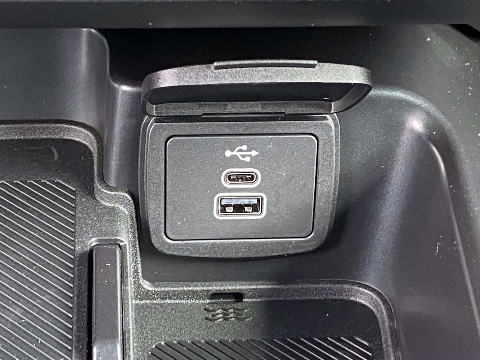 2026 Gray Ford Bronco Outer Banks 4X4 SUV