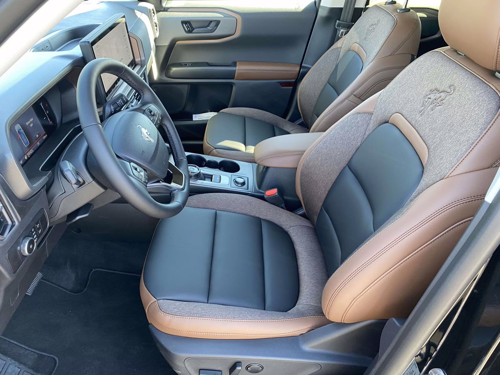 2026 Shadow Black Ford Bronco Sport Outer Banks 4X4 SUV