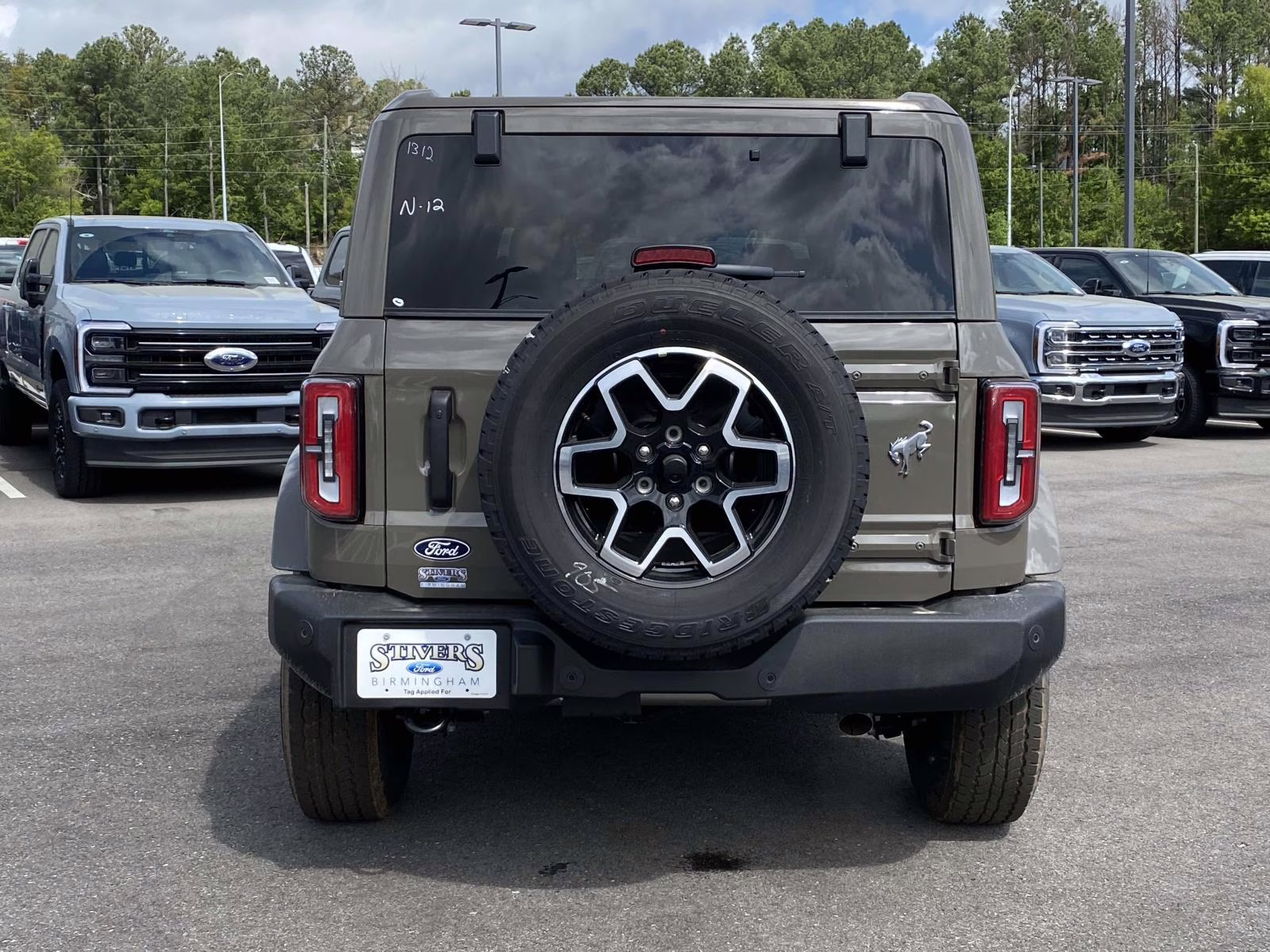 2026 Gray Ford Bronco Outer Banks 4X4 SUV