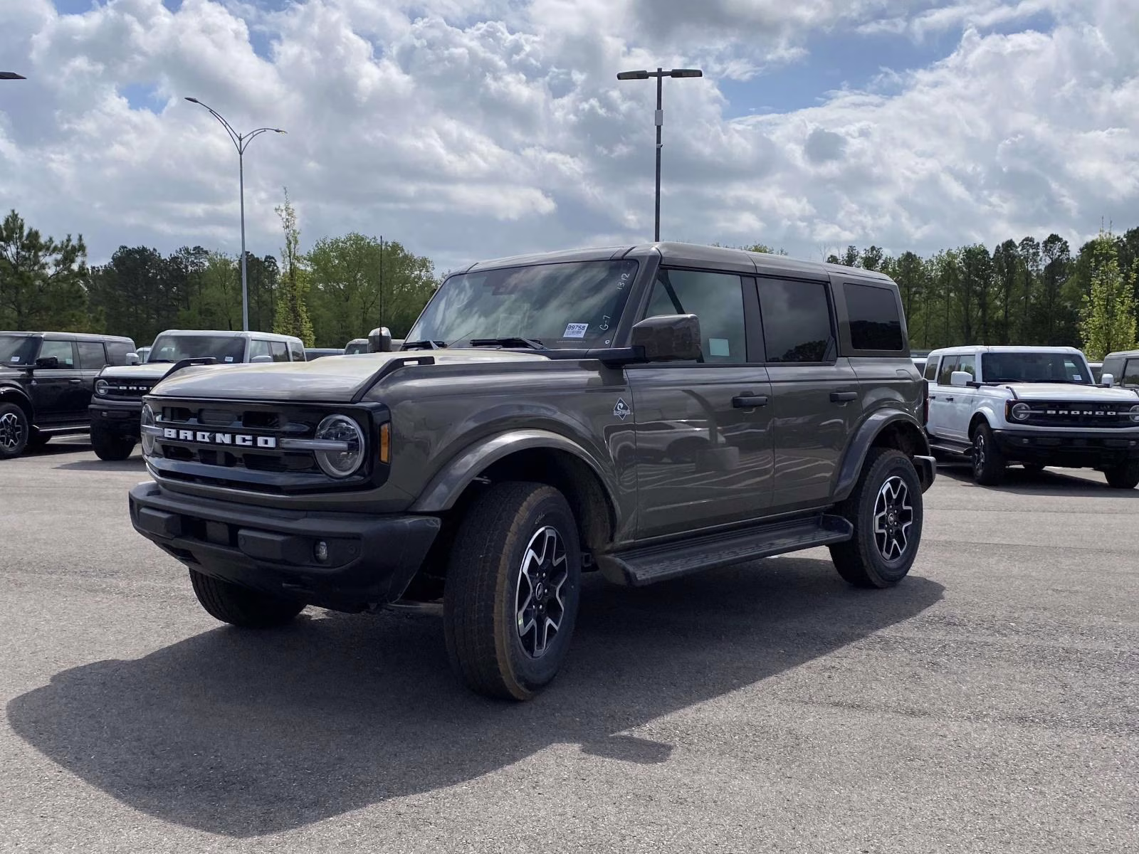 2026 Gray Ford Bronco Outer Banks 4X4 SUV