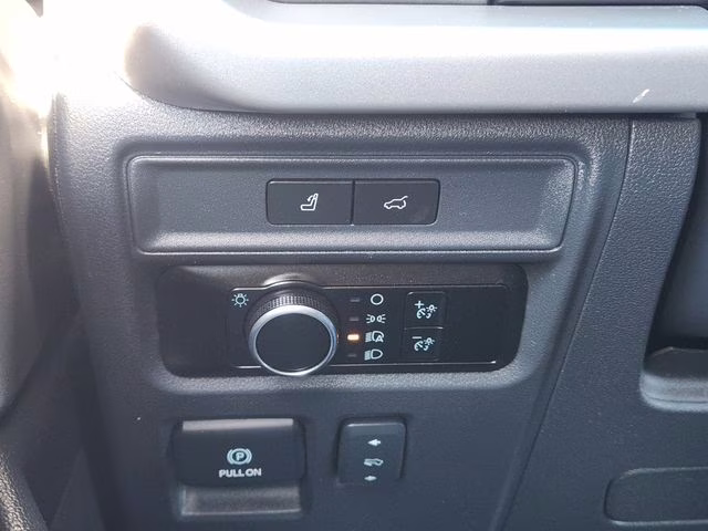 2024 Black Metallic Ford Expedition XLT 4X4 SUV