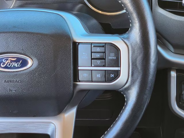 2024 Black Metallic Ford Expedition XLT 4X4 SUV