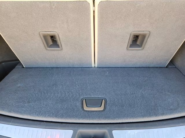 2023 Argent Silver Metallic Cadillac XT6 Premium Luxury FWD SUV