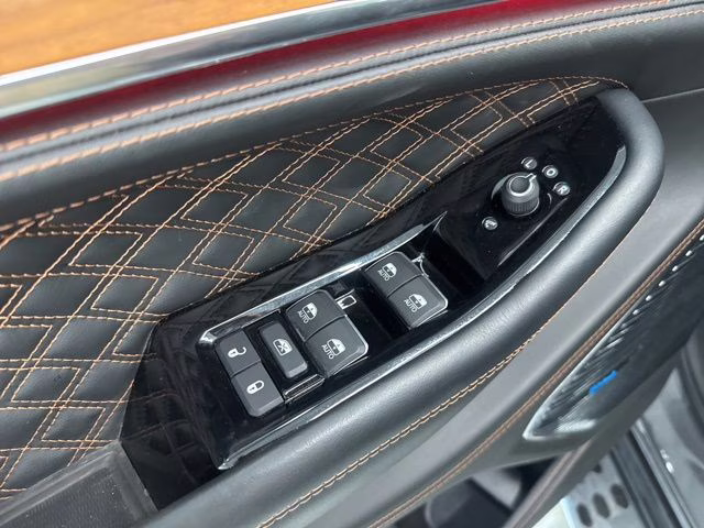 2024 Baltic Gray Metallic Clearcoat Jeep Grand Cherokee Summit Reserve 4X4 SUV