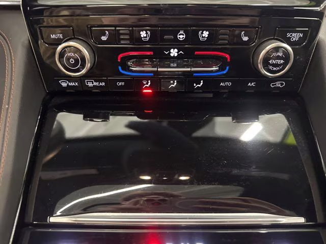 2024 Baltic Gray Metallic Clearcoat Jeep Grand Cherokee Summit Reserve 4X4 SUV