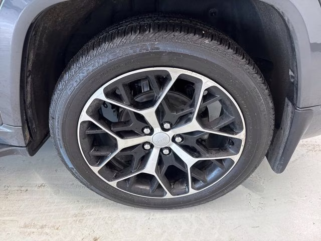 2024 Baltic Gray Metallic Clearcoat Jeep Grand Cherokee Summit Reserve 4X4 SUV