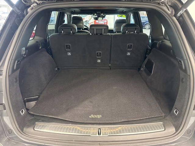 2024 Baltic Gray Metallic Clearcoat Jeep Grand Cherokee Summit Reserve 4X4 SUV