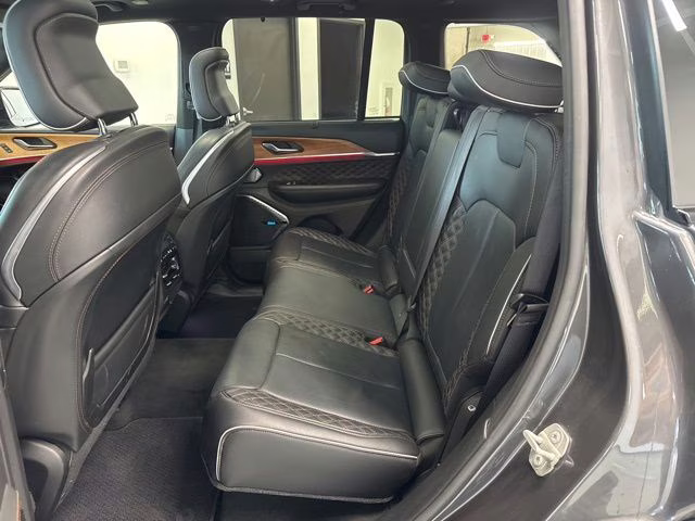 2024 Baltic Gray Metallic Clearcoat Jeep Grand Cherokee Summit Reserve 4X4 SUV