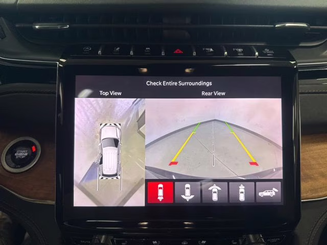 2024 Baltic Gray Metallic Clearcoat Jeep Grand Cherokee Summit Reserve 4X4 SUV