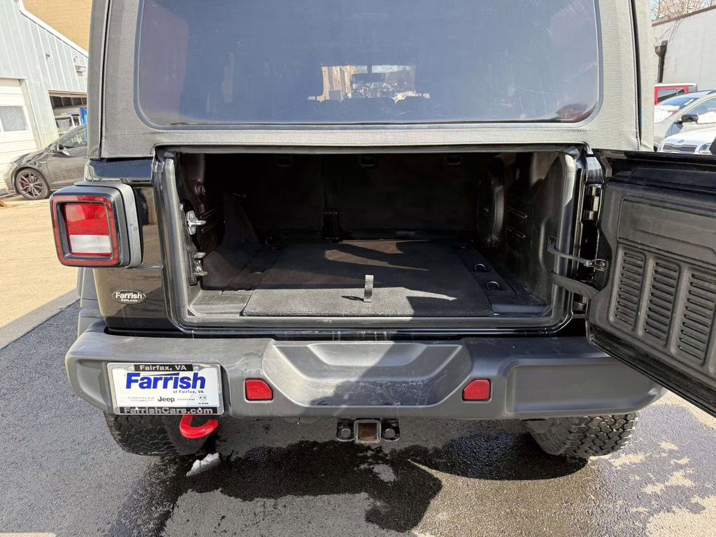 2022 Black Clearcoat Jeep Wrangler Unlimited Rubicon 4X4 SUV