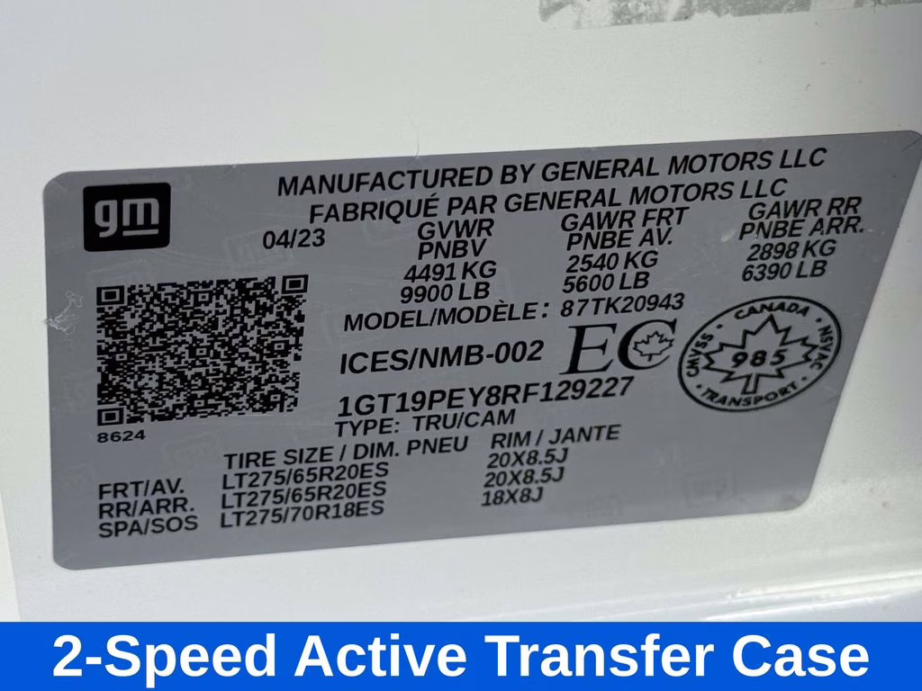 2024 Summit White GMC Sierra 2500HD AT4 4X4 Truck