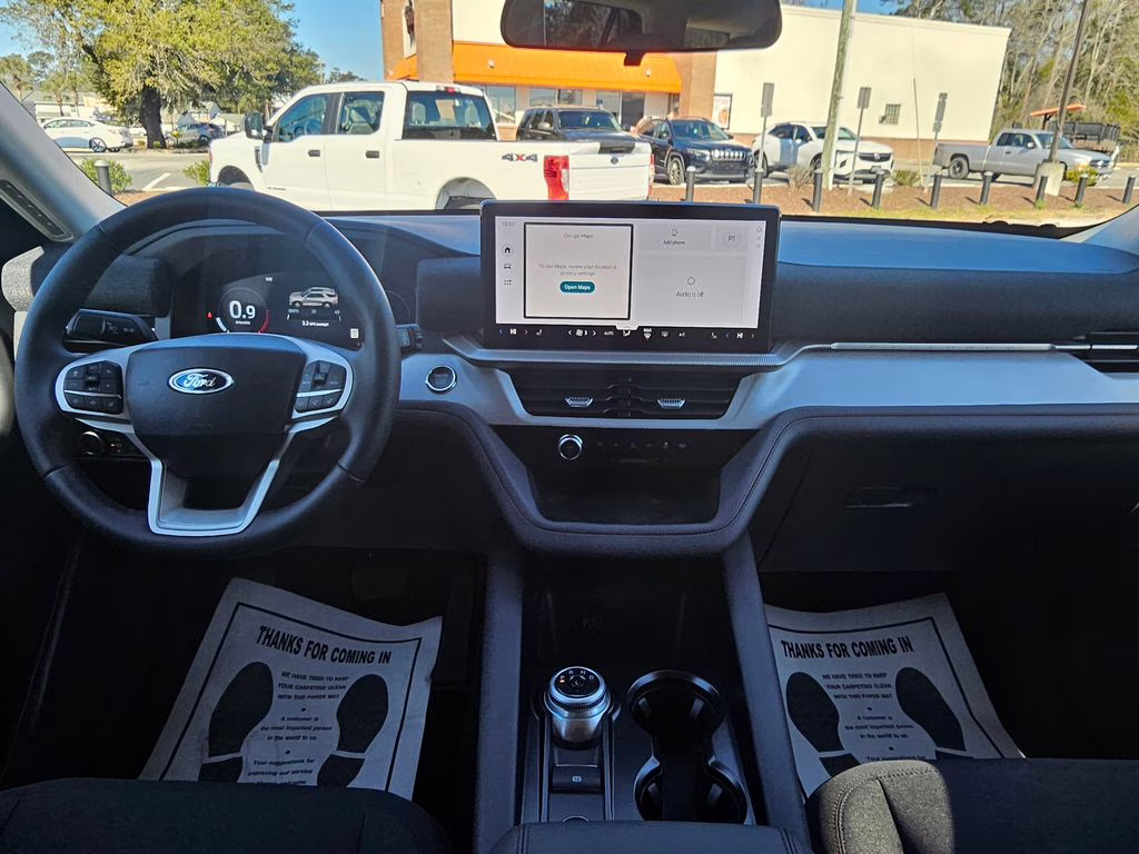 2026 Space White Metallic Ford Explorer Active RWD SUV