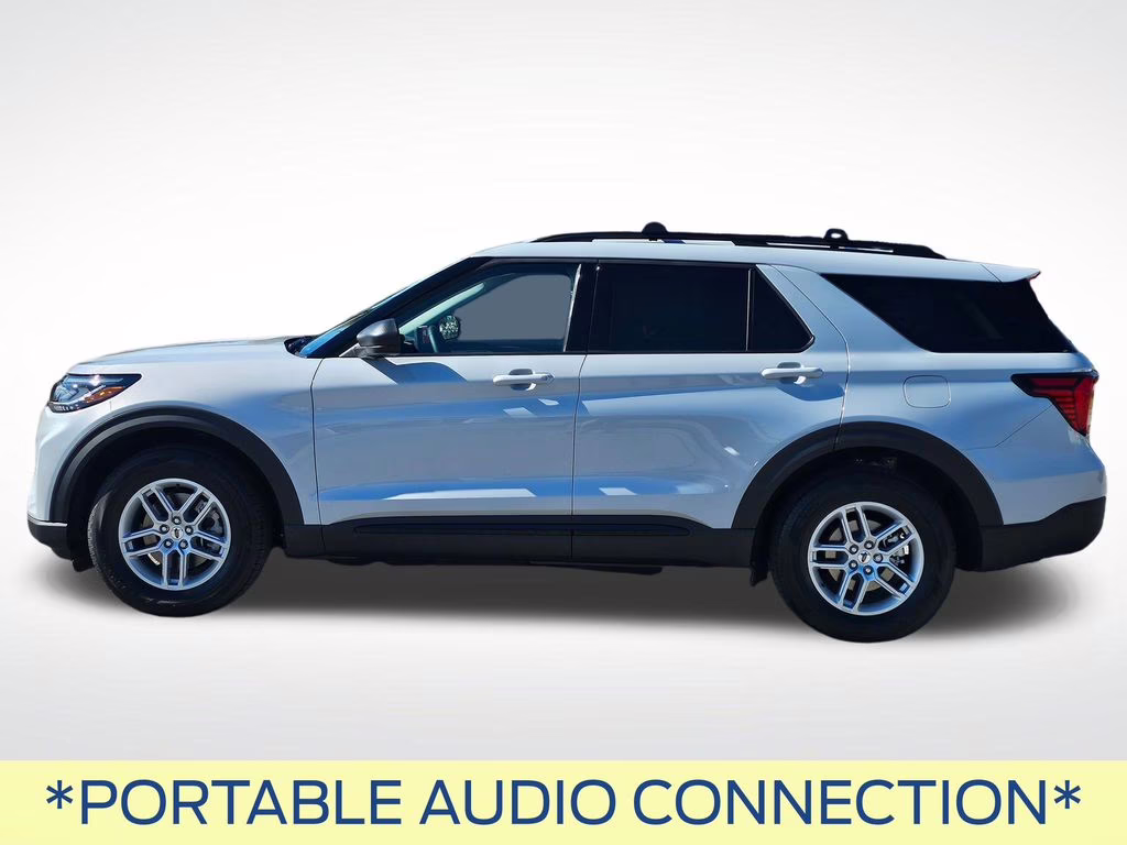 2026 Space White Metallic Ford Explorer Active RWD SUV