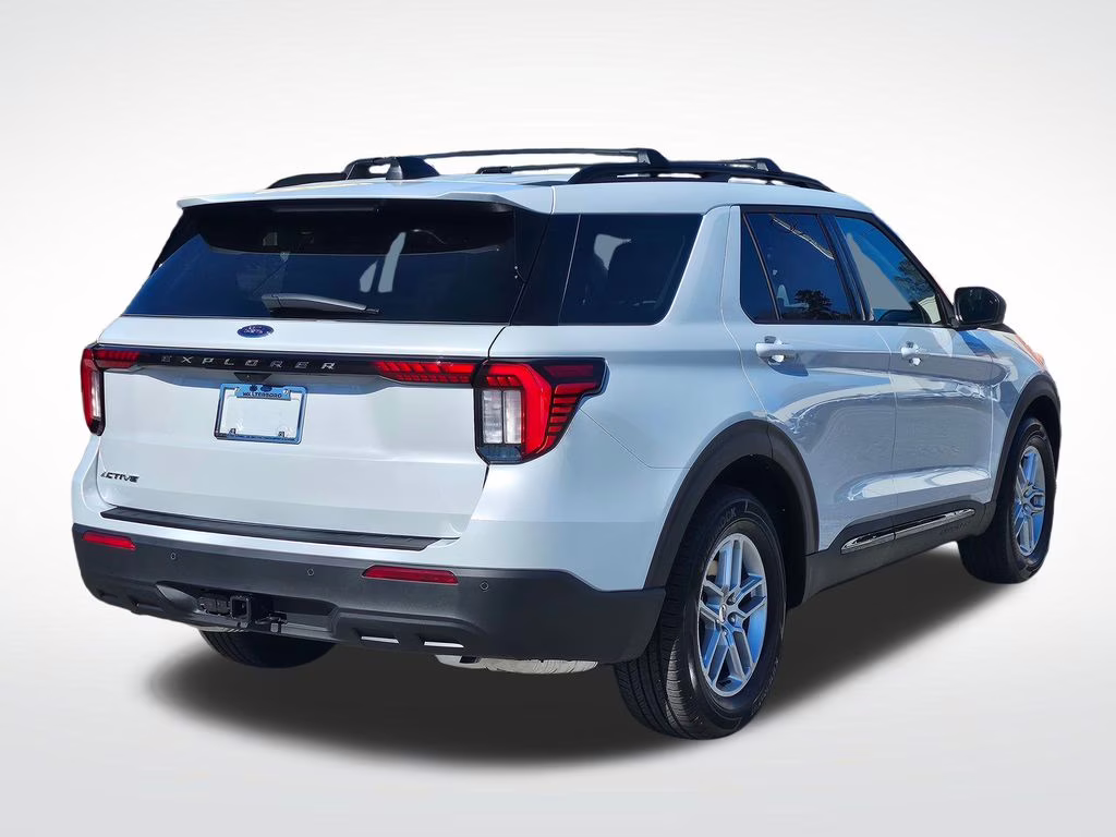 2026 Space White Metallic Ford Explorer Active RWD SUV