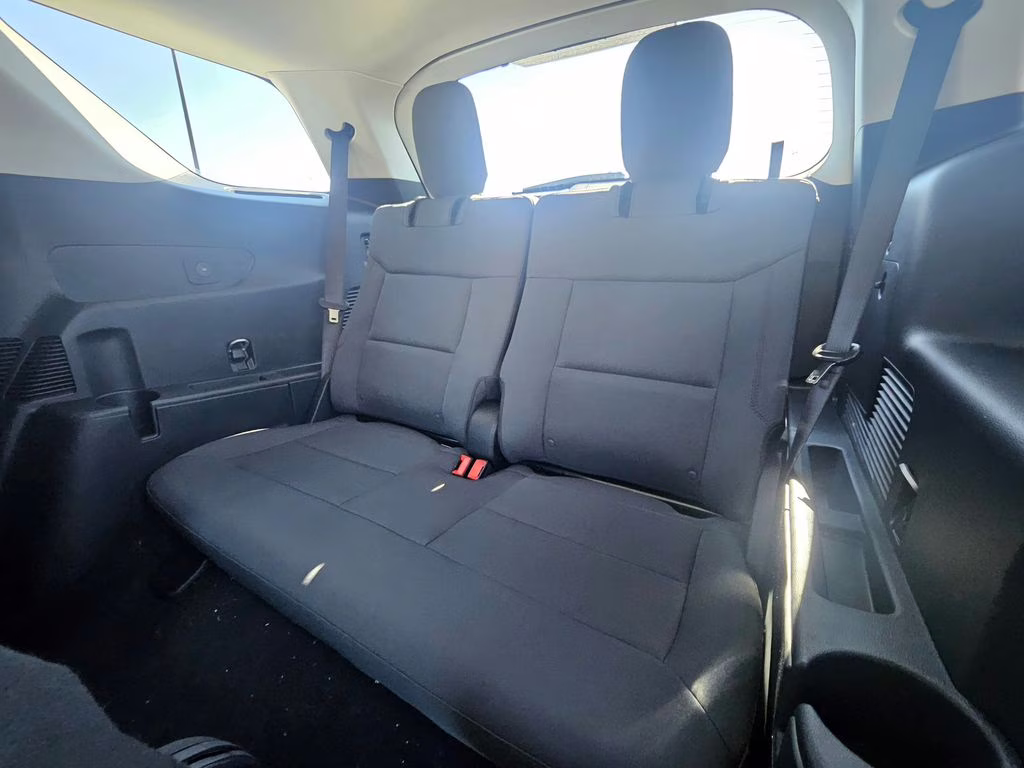 2026 Space White Metallic Ford Explorer Active RWD SUV