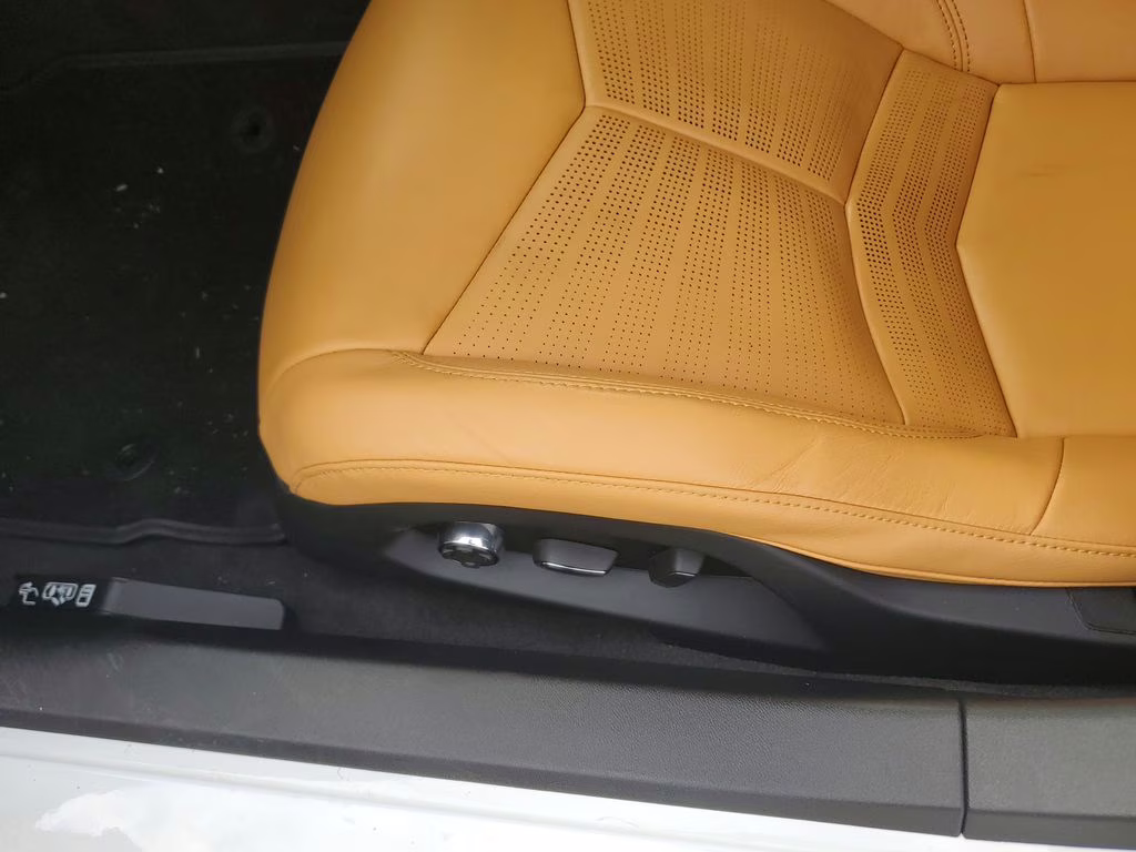 2025 Arctic White Chevrolet Corvette 3LT Convertible 1-Owner RWD Convertible