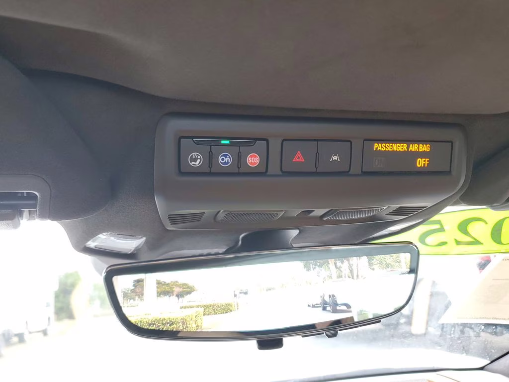 2025 Arctic White Chevrolet Corvette 3LT Convertible 1-Owner RWD Convertible