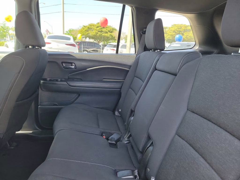 2019 Lunar Silver Metallic Honda Passport Sport FWD SUV