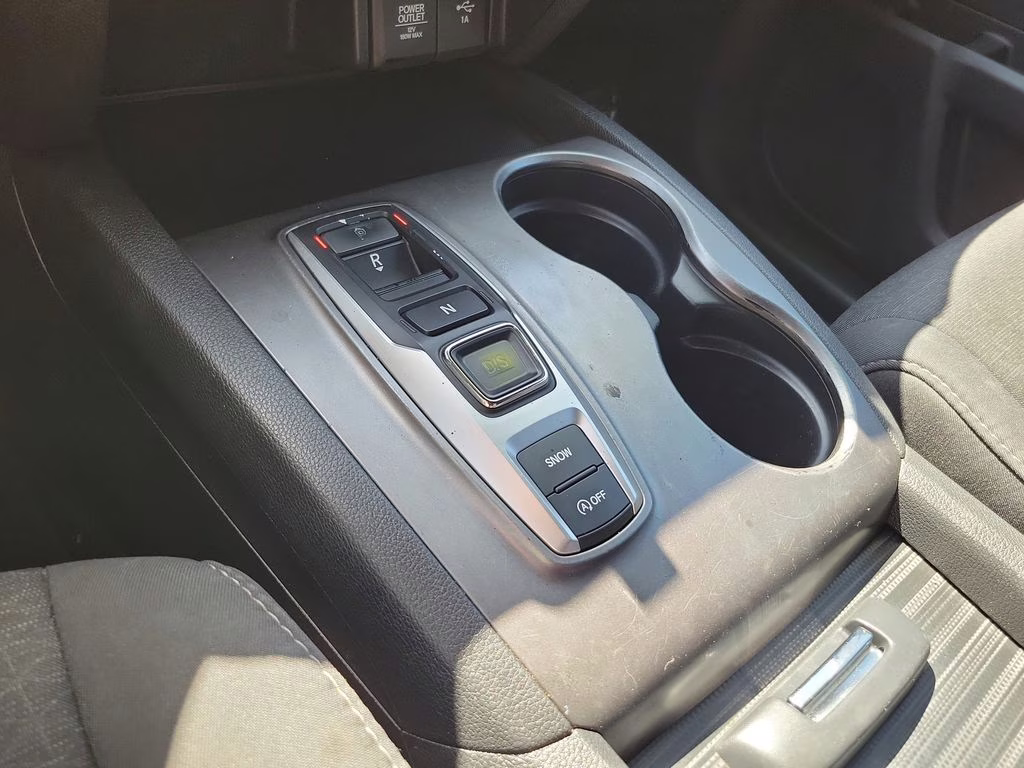 2019 Lunar Silver Metallic Honda Passport Sport FWD SUV