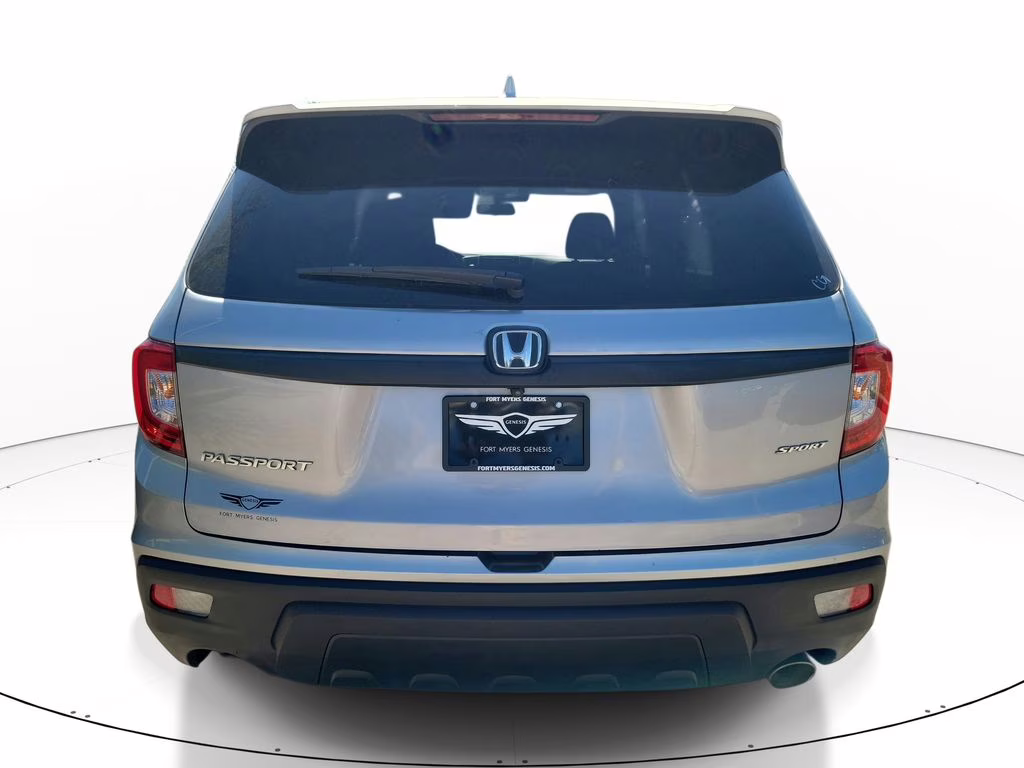 2019 Lunar Silver Metallic Honda Passport Sport FWD SUV