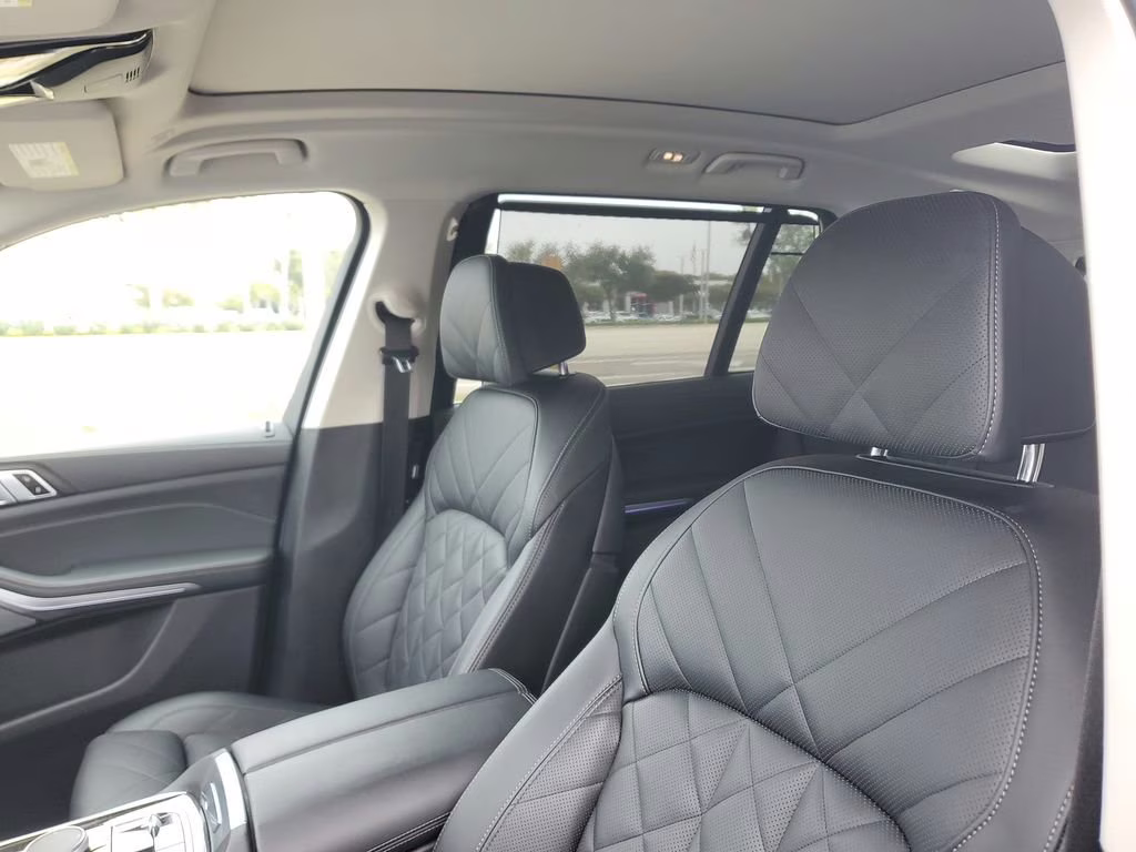 2024 Black Sapphire Metallic BMW X7 xDrive40i AWD SUV