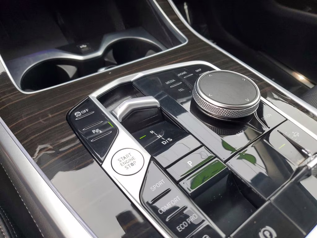 2024 Black Sapphire Metallic BMW X7 xDrive40i AWD SUV