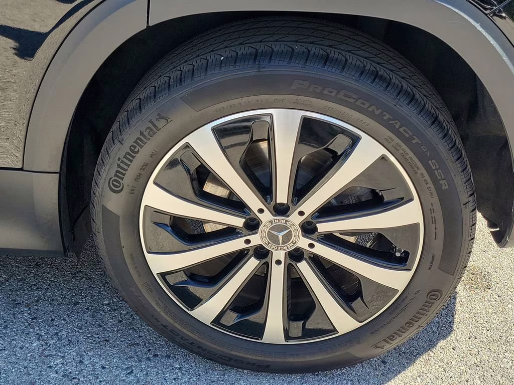 2022 Night Black Mercedes-Benz GLB 250 FWD SUV