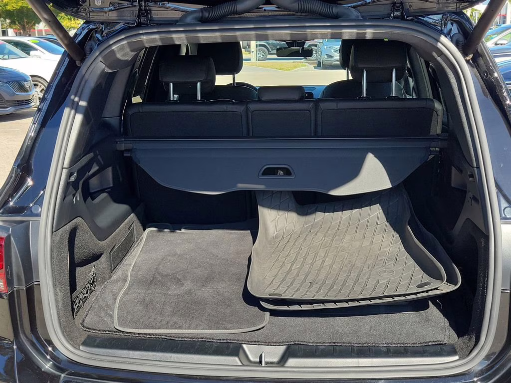 2022 Night Black Mercedes-Benz GLB 250 FWD SUV