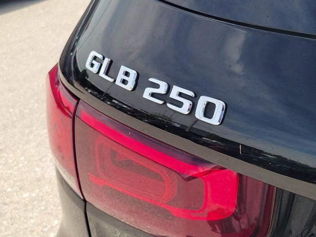 2022 Black Mercedes-Benz GLB GLB 250 FWD SUV