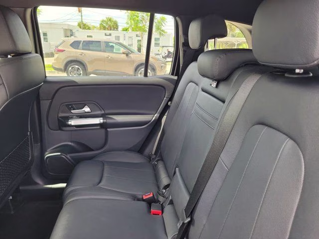 2022 Black Mercedes-Benz GLB GLB 250 FWD SUV