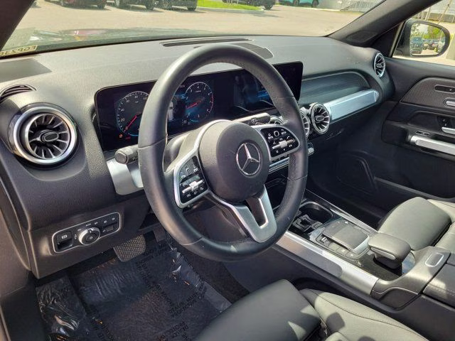 2022 Black Mercedes-Benz GLB GLB 250 FWD SUV