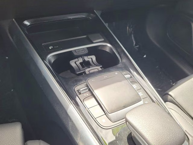 2022 Black Mercedes-Benz GLB GLB 250 FWD SUV