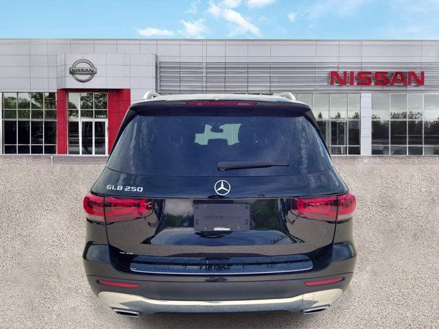 2022 Black Mercedes-Benz GLB GLB 250 FWD SUV