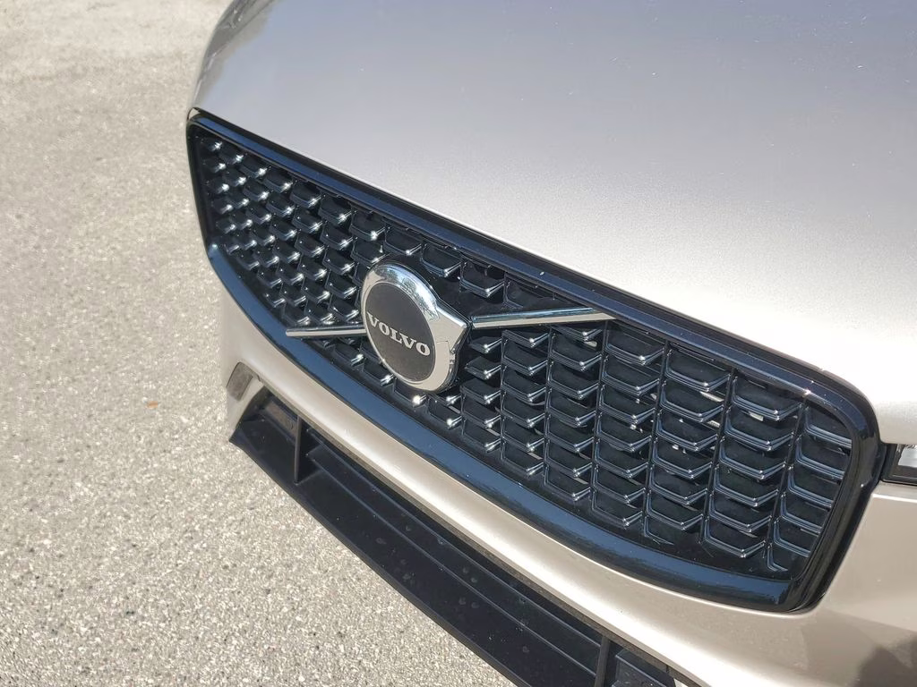 2024 Bright Dusk Metallic Volvo XC60 Core Dark Theme AWD SUV
