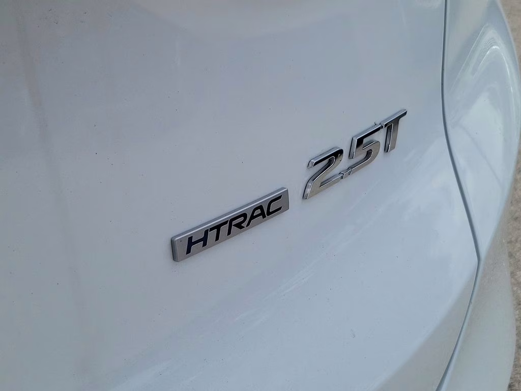 2022 Quartz White Hyundai Santa Fe Limited AWD SUV