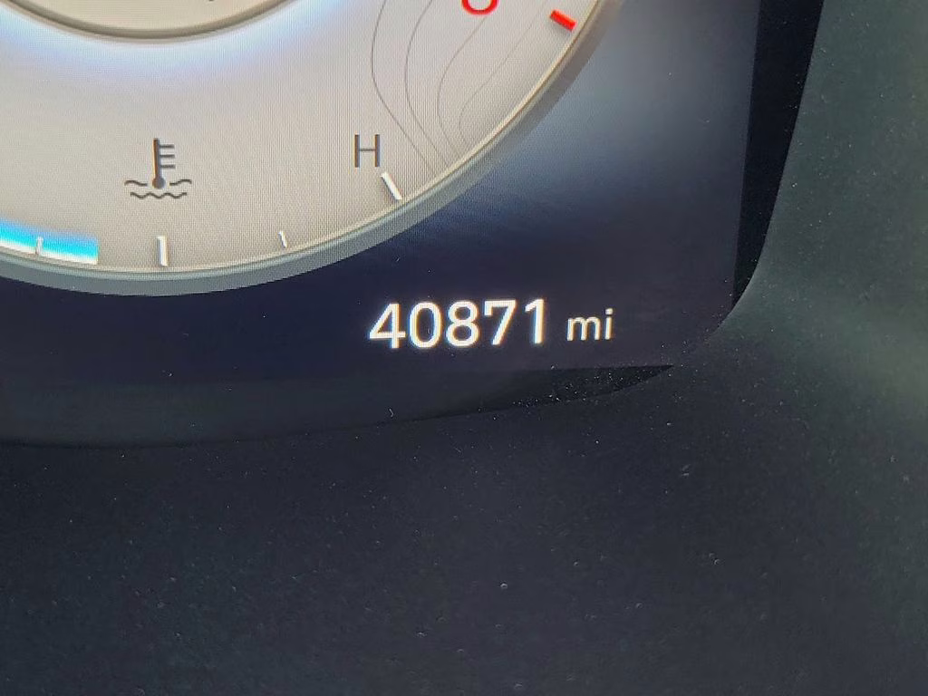 2022 Quartz White Hyundai Santa Fe Limited AWD SUV