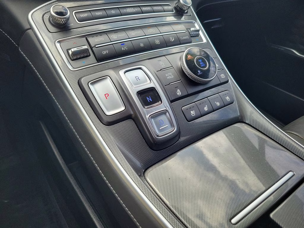 2022 Quartz White Hyundai Santa Fe Limited AWD SUV