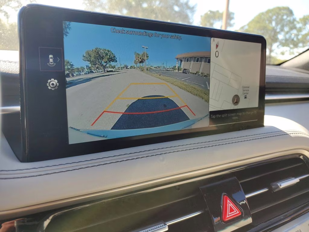 2025 Uyuni White Genesis G70 2.5T Certified RWD Sedan