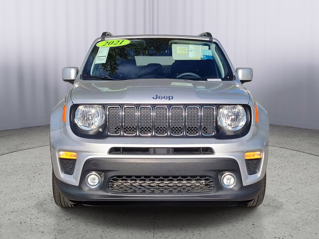 2021 Glacier Metallic Clearcoat Jeep Renegade Latitude FWD SUV